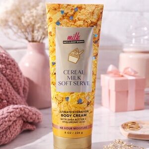 Bath & Body Works Cereal Milk Soft Serve Body Cream - Yellow